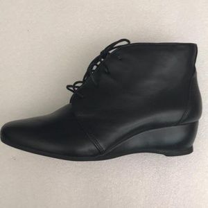 ellan leather boots size 7